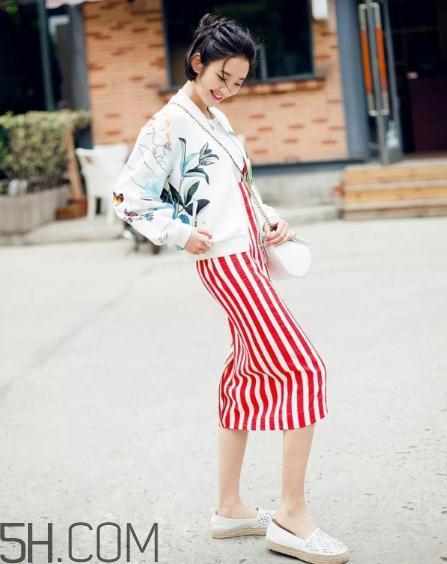 棒球服怎么搭配？棒球外套搭配图片
