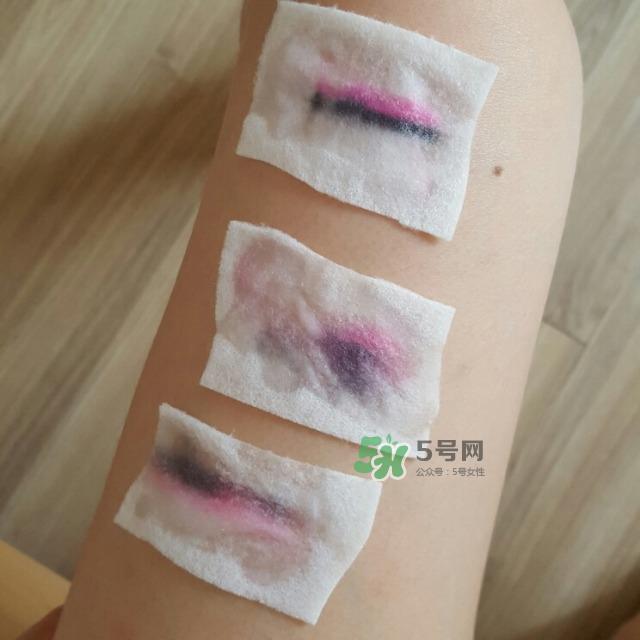 卸妆液的使用方法 卸妆液怎么用