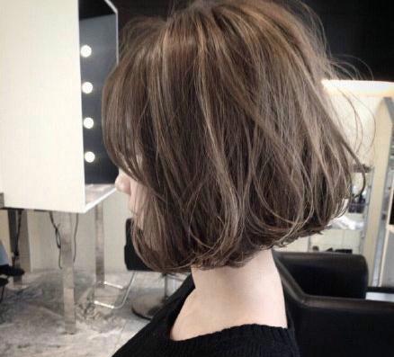 圆脸适合什么短发2017 适合圆脸的短发发型女图片