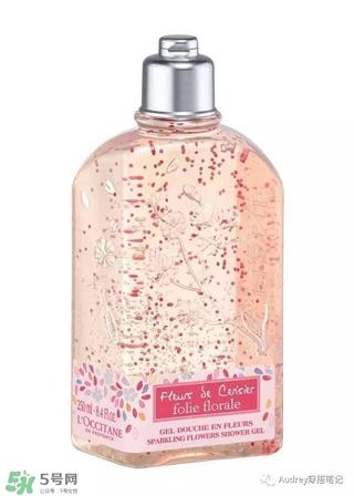 2017日本樱花季限定好物推荐_少女心化妆品