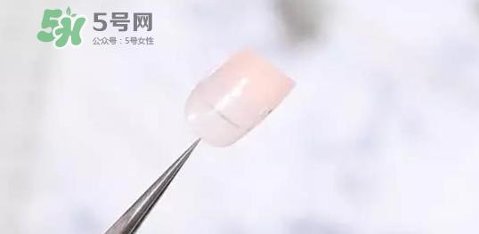 美甲片怎么贴?美甲片的贴法