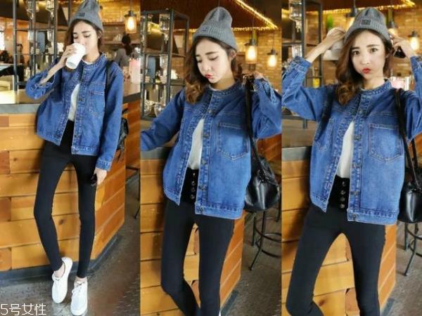 白色t恤染血怎么去掉 白色t恤有锈怎么办