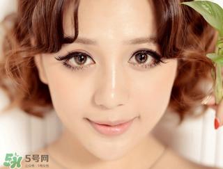 鼻翼两侧长粉刺是什么原因?鼻翼两侧长粉刺怎么办?