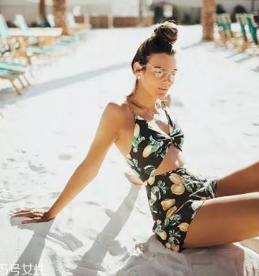 泳衣可以穿别人的吗 最好不要互穿