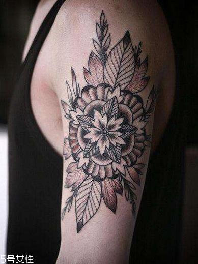 纹身会痛吗 会但是可以忍受