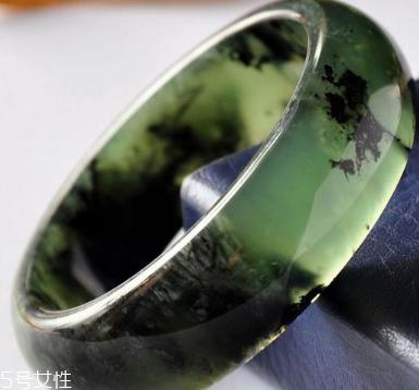 蓝田玉产地是哪里 最适合女性戴的手镯