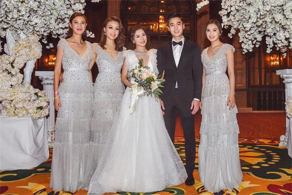 jenny packham婚纱价格 属于高定级别