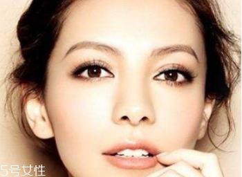 开眼角留疤可以修复吗 术后这样做眼角疤痕消失快