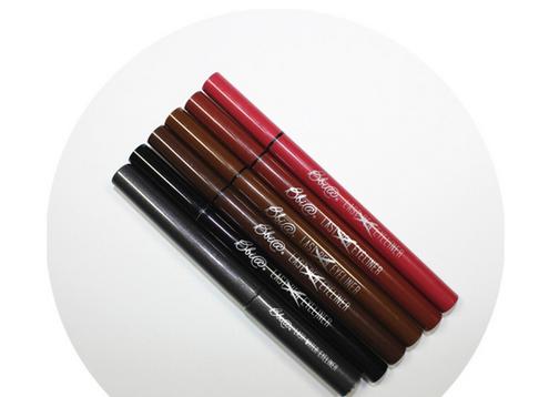 眼线液哪个牌子好用不晕染？眼角下垂画眼线图解