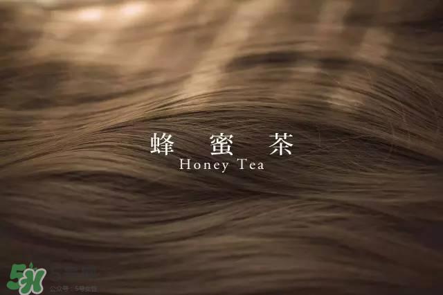 夏天头发染什么颜色好看 夏天染什么颜色的头发好看