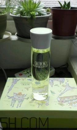 佰草集新玉润保湿化妆水正确使用方法_怎么用