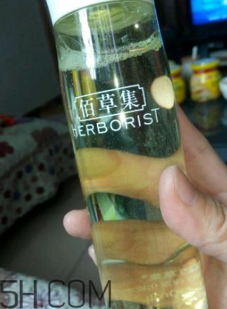 佰草集新玉润保湿化妆水正确使用方法_怎么用