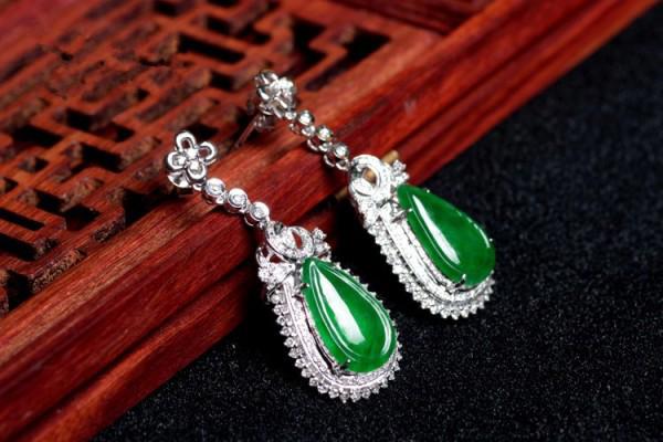 玻璃种翡翠是什么档次 玻璃种翡翠好吗