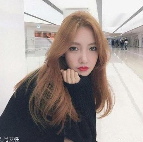 哪种颜色的头发显皮肤白 染什么颜色头发显皮肤白