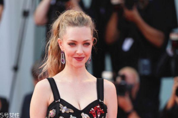 膨体隆鼻取出困难吗 不难取出