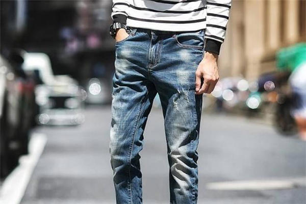 水洗牛仔裤和原色牛仔裤的区别 工艺大不同