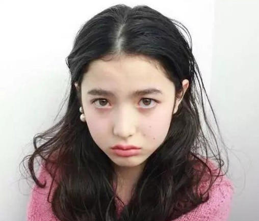 圆脸腮红的画法图解教程