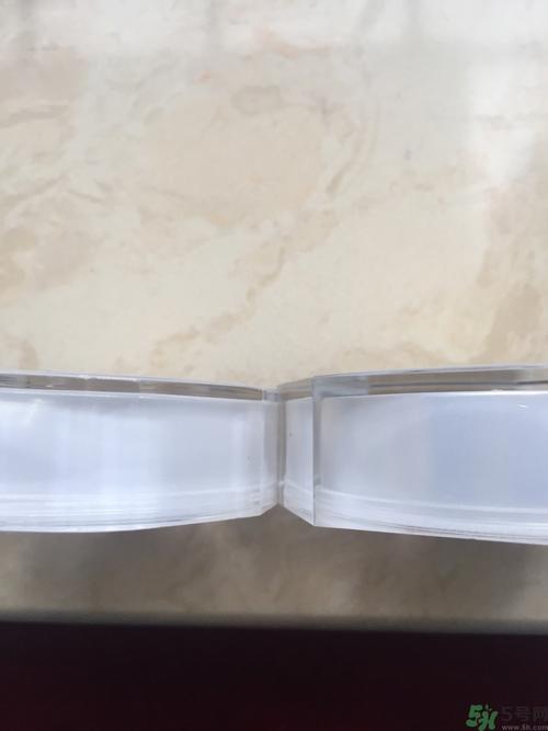 it’s skin伊思蜗牛霜怎么辩真假 伊思蜗牛霜真假鉴别图片对比