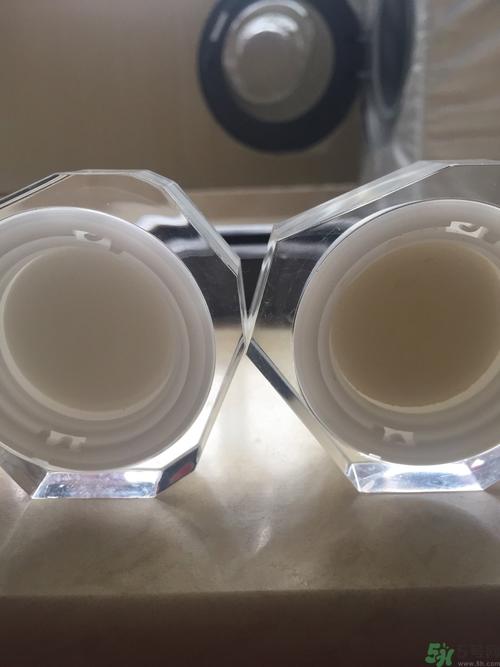 it’s skin伊思蜗牛霜怎么辩真假 伊思蜗牛霜真假鉴别图片对比