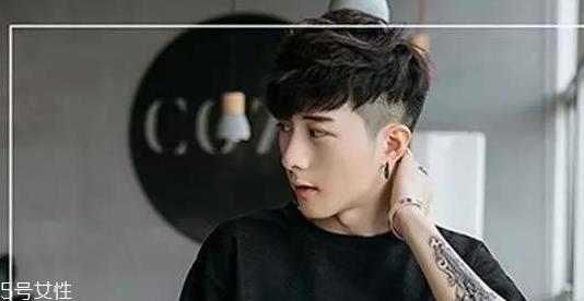 男生夏天该剪什么发型才帅 男生夏季发型推荐