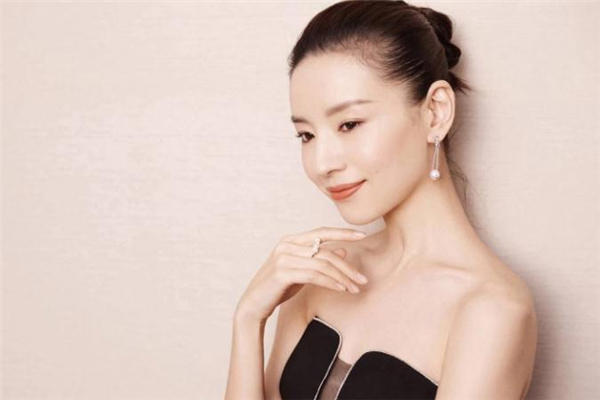 激光去颈纹多少钱 激光去颈纹手术价格