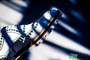 cl鞋子一般多少钱？Christian Louboutin鞋子专柜价格