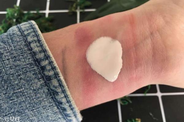 玉丽美容露怎么使用 国民素颜霜养成蜜肌