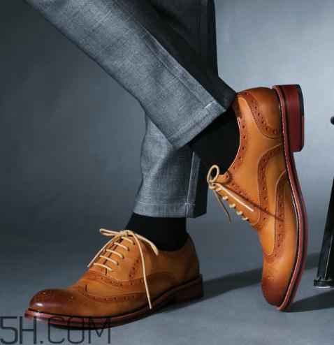 牛皮鞋会有褶皱印吗？牛皮鞋子有刮痕怎么办？