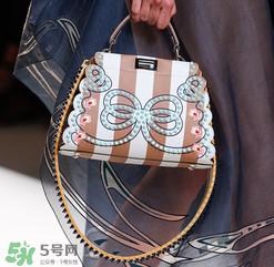 fendi2017春夏走秀款包包 芬迪2017春夏系列新款包包推荐