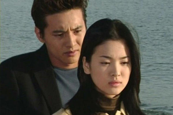 中年什么发型减龄 中年女人减龄发型图片