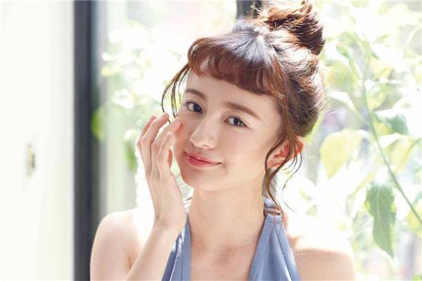 清新减龄妆容步骤要点