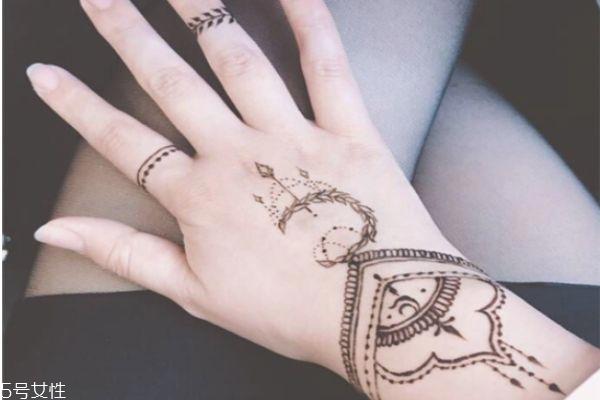 海娜纹身可以保持多久 海娜纹身图片