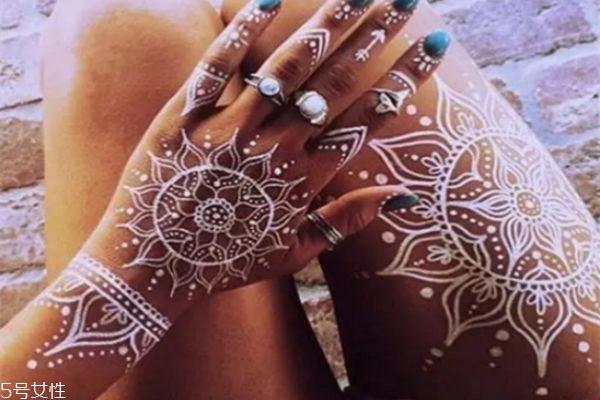 海娜纹身可以保持多久 海娜纹身图片