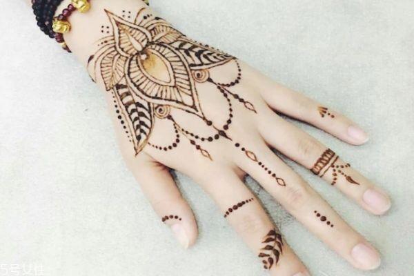 海娜纹身可以保持多久 海娜纹身图片