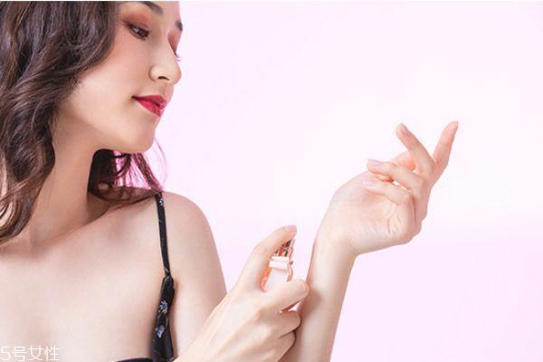 高档香水有毒吗 长期使用香水的危害