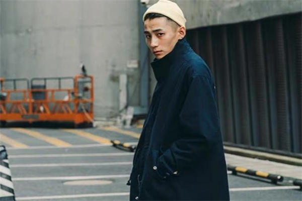 2020年流行什么款式风衣 2020年流行什么样的风衣