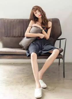 阔腿裤搭配什么鞋子 适合什么人穿