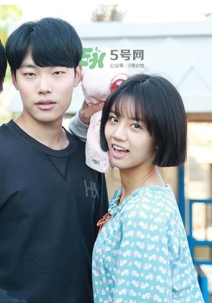 柳俊烈李惠利恋情 德善正焕在一起了吗？