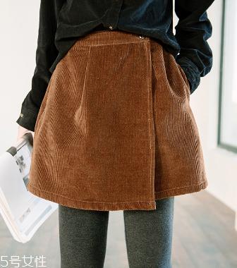 灯芯绒衣服怎么搭配？带你提升时尚感与高级感