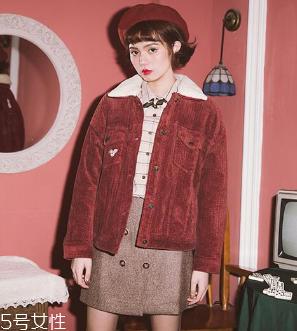 灯芯绒衣服怎么搭配？带你提升时尚感与高级感