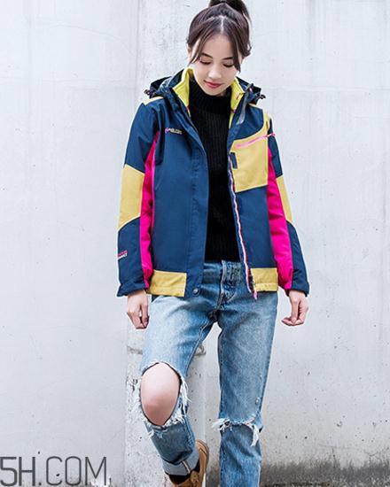冲锋衣搭配什么裤子好看？冲锋衣搭配裤子图片