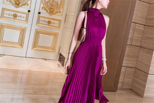 2020春夏女装流行色 2020春夏女装流行趋势