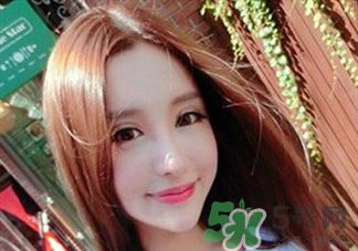 为什么女生有唇毛?唇毛可以拔吗?