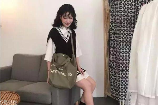 齐肩短发烫什么卷好看 齐肩发这样弄最好看