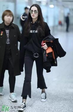 2017牛仔裤流行趋势 2017牛仔裤搭配