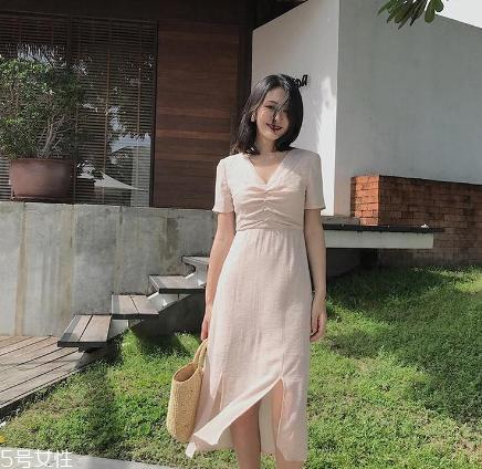 复古服装搭配图片 复古风衣服搭配技巧