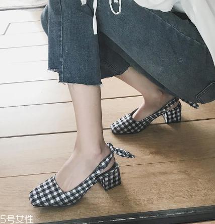 复古服装搭配图片 复古风衣服搭配技巧