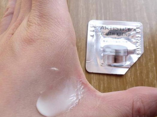 雅姿眼霜怎么样？雅姿眼霜评测