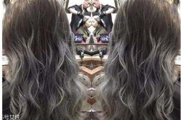 2019年流行什么卷发 2019年流行的长发波浪卷