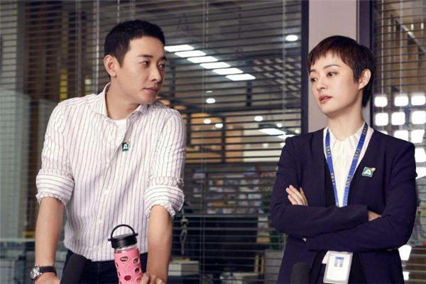 上班族男生适合什么发型 上班族男生留什么发型好看